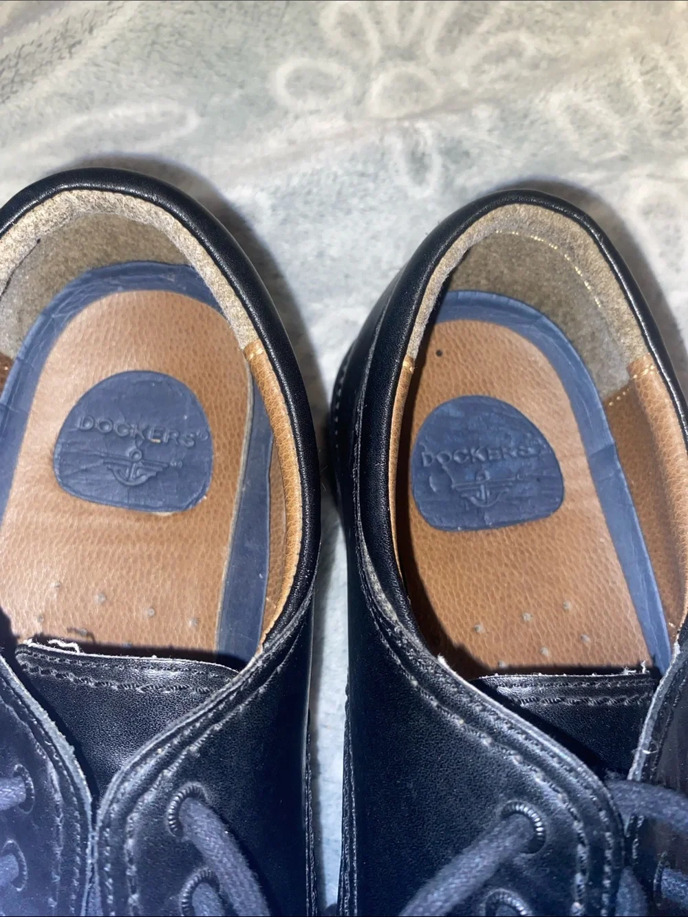 Dockers Black Leather Cap-Toe Derby Shoes